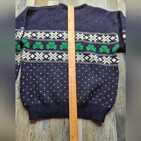 Blarney Castle Designs Sweater Medium Shamrocks Wool Fairisle - Picture 11 of 14
